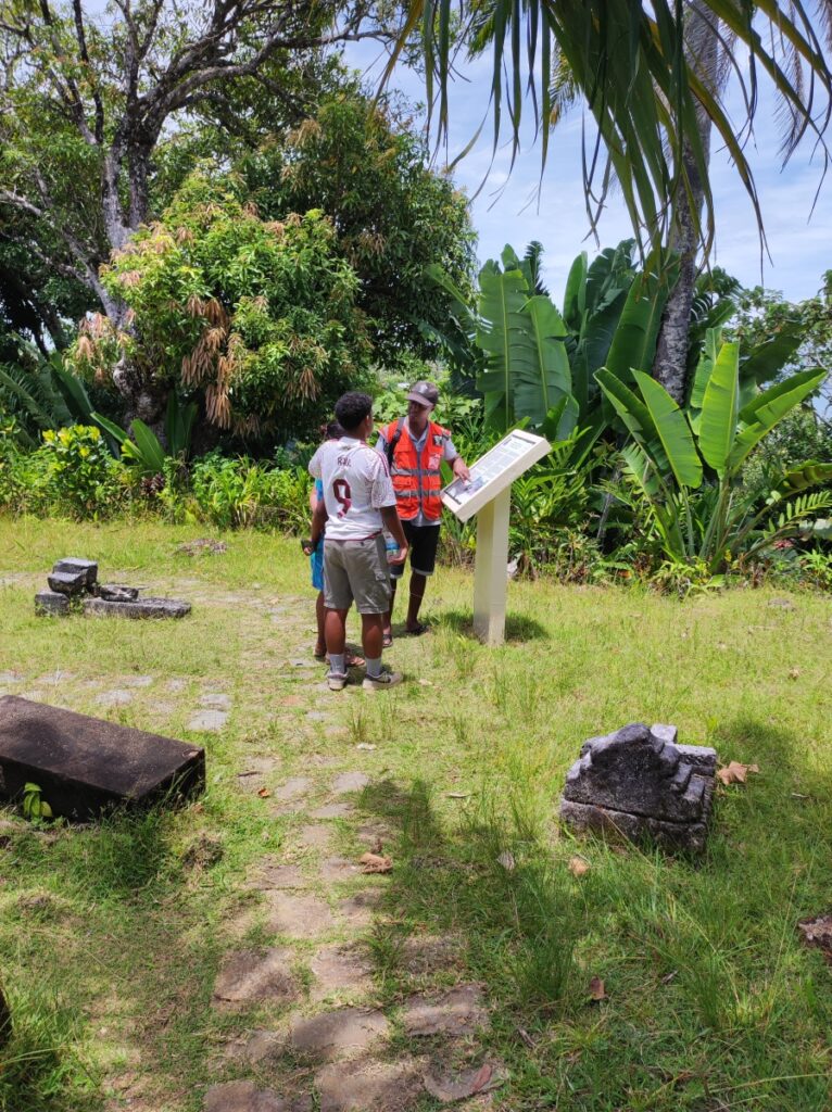 Have you ever visited the pirate cemeteries in Sainte Marie? – Rasamy’s blog