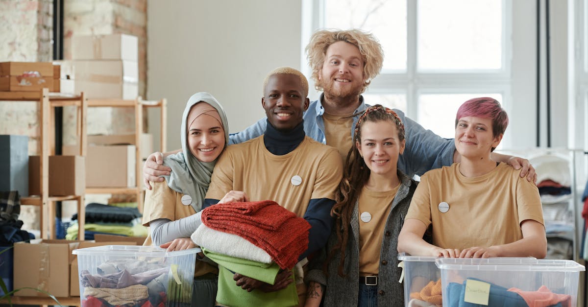Discover the definition, importance and mission examples for a business or an organization. Understand how to write a impactful and inspiring mission to guide your actions and motivate your teams.
